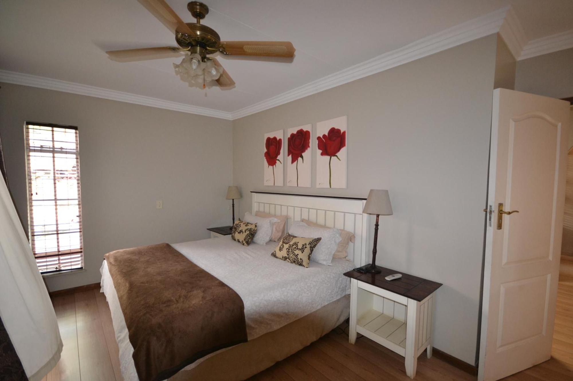 Accommodation At Vans No Loadshedding 켄투리온 외부 사진