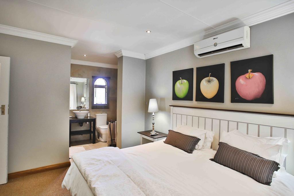 Accommodation At Vans No Loadshedding 켄투리온 외부 사진