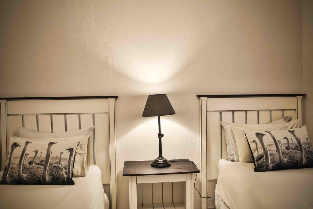 Accommodation At Vans No Loadshedding 켄투리온 외부 사진
