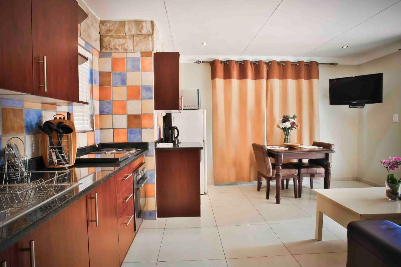 Accommodation At Vans No Loadshedding 켄투리온 외부 사진